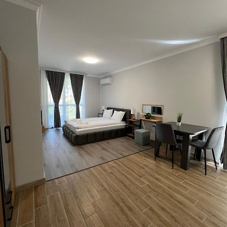 Green Park Apartments And Rooms For Guests Assenowgrad Exterior foto