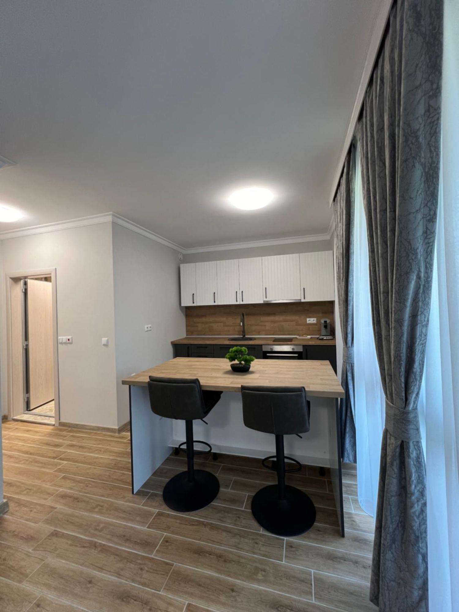 Green Park Apartments And Rooms For Guests Assenowgrad Exterior foto